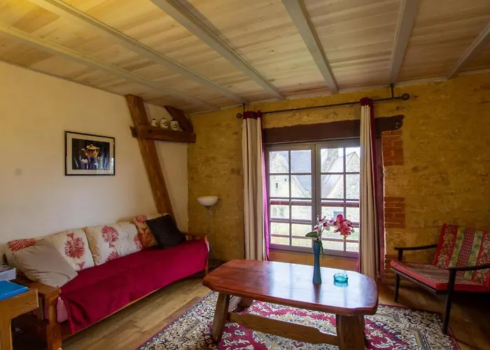 Avec Piscine Privee Et Vue Chateau Proche Sarlat - Fr-1-616-39 Appartement *
