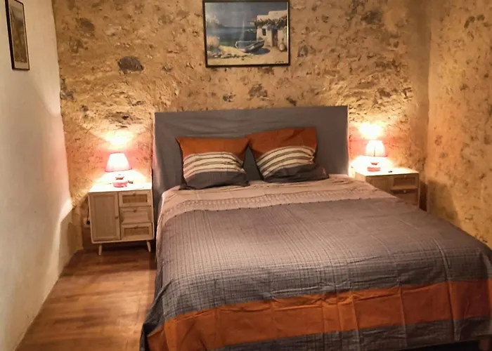 Avec Piscine Privee Et Vue Chateau Proche Sarlat - Fr-1-616-39 Beynac-et-Cazenac